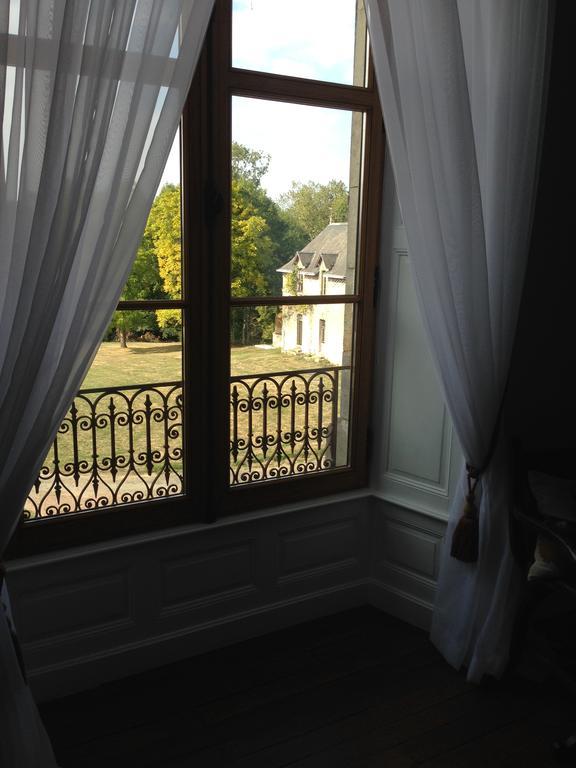 Chateau Pont Jarno B&B Champdeniers Exterior photo