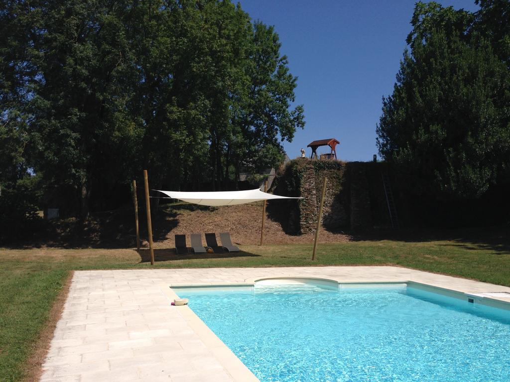 Chateau Pont Jarno B&B Champdeniers Exterior photo